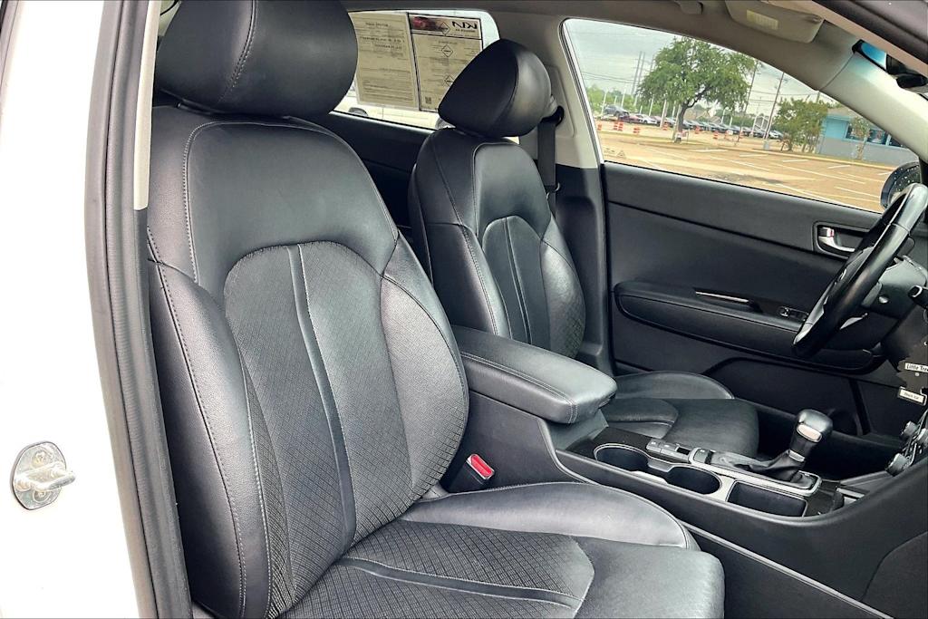 Thumbnail: 2019 Kia Optima - 11