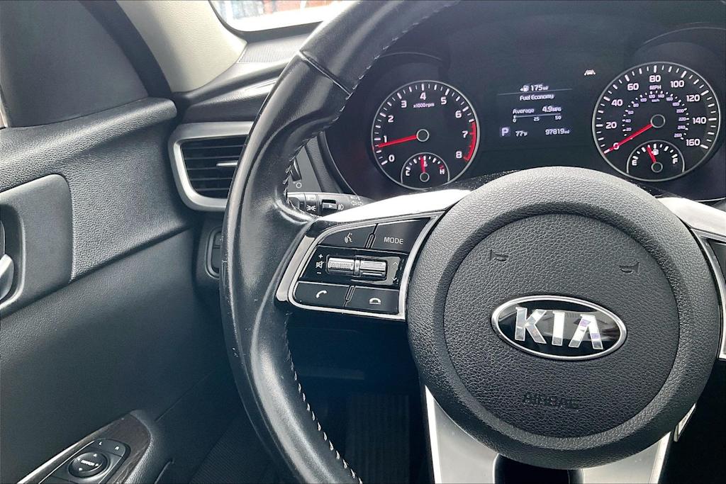 Thumbnail: 2019 Kia Optima - 23