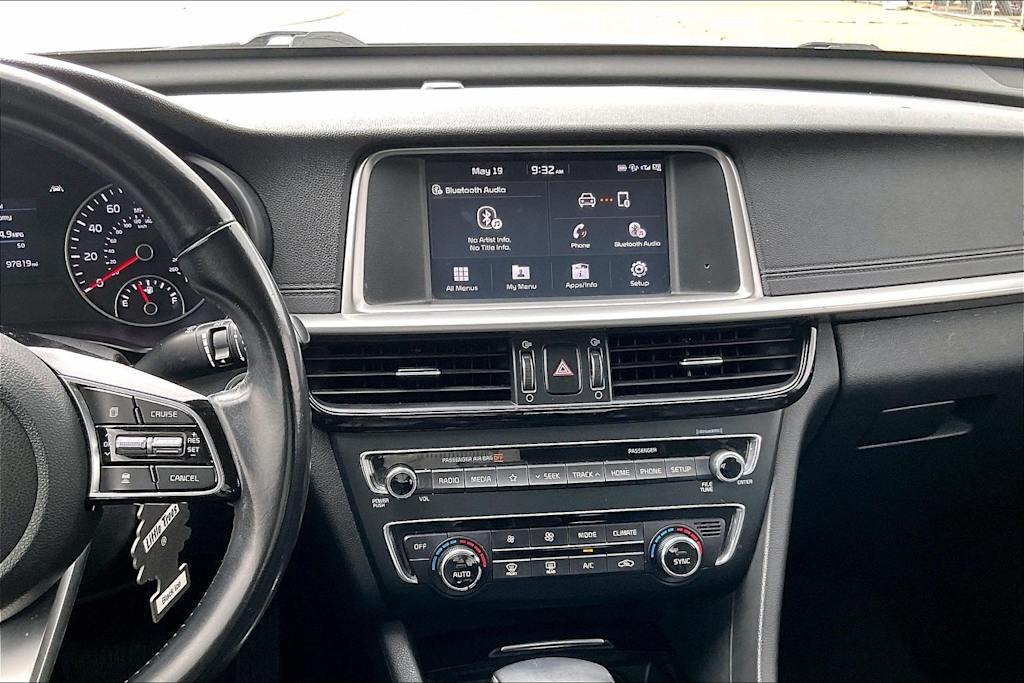 Thumbnail: 2019 Kia Optima - 15