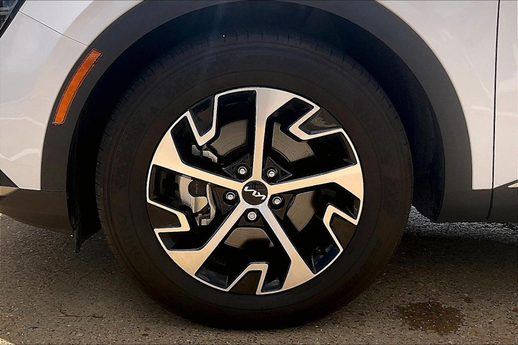 Thumbnail: 2024 Kia Sportage - 7
