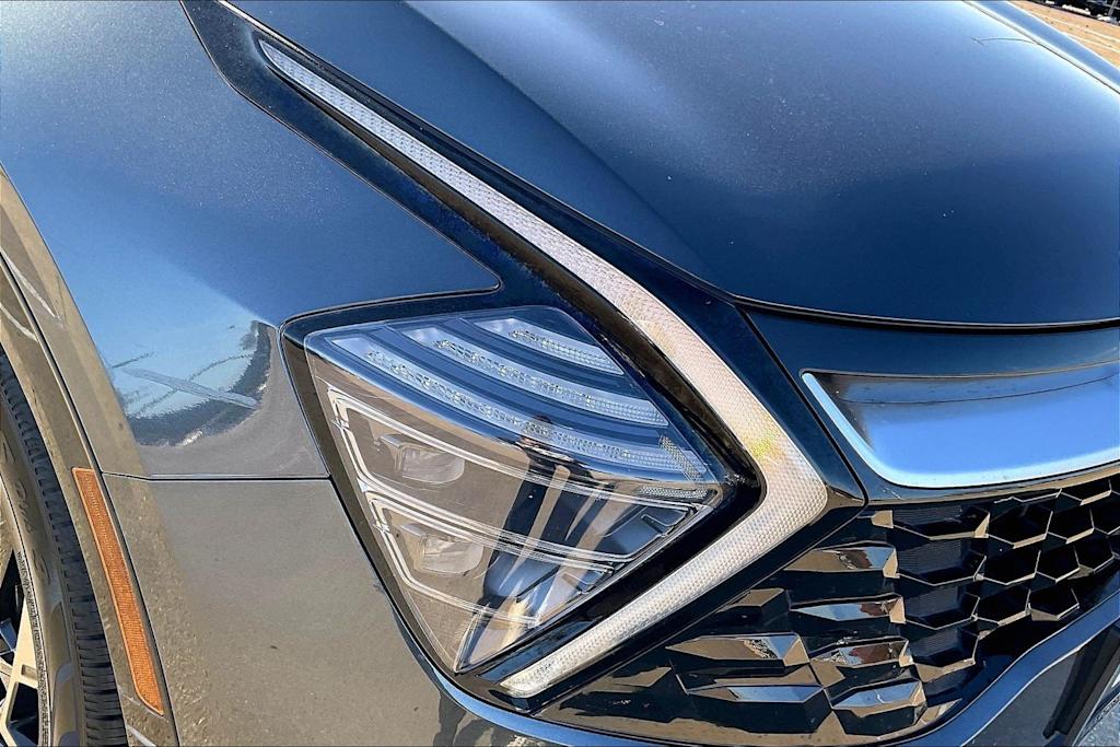 Thumbnail: 2023 Kia Sportage - 31