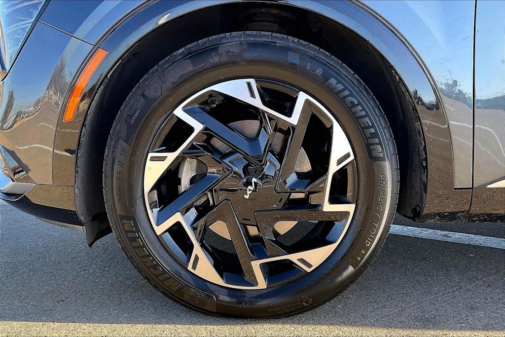 Thumbnail: 2023 Kia Sportage - 8