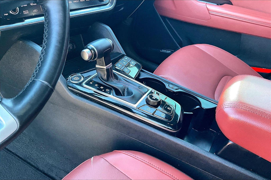 Thumbnail: 2023 Kia Sportage - 16