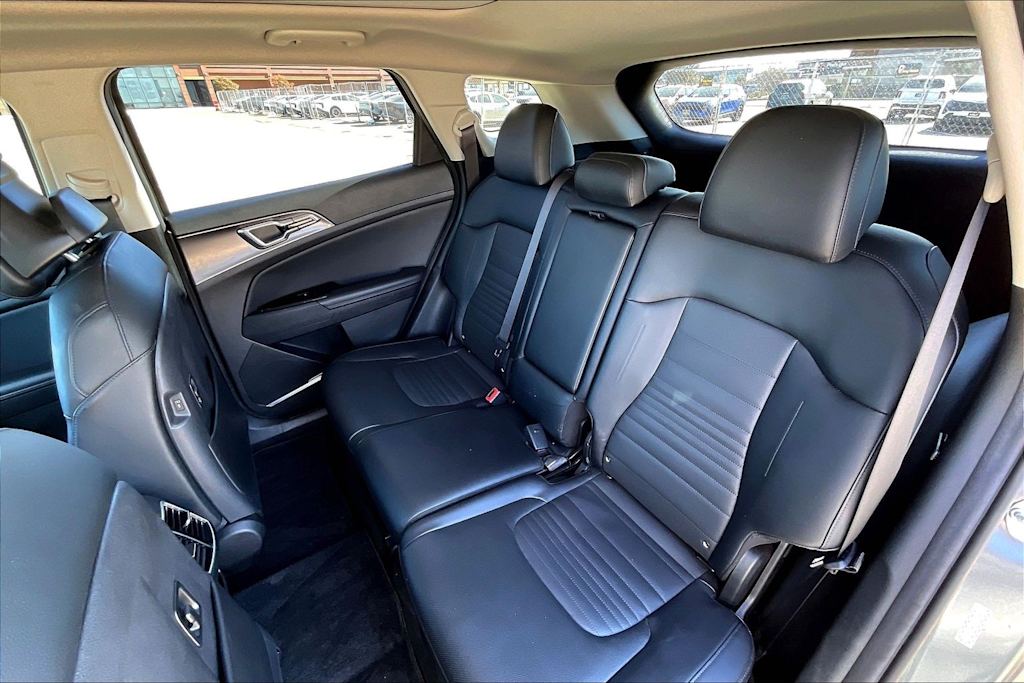 Thumbnail: 2023 Kia Sportage - 11