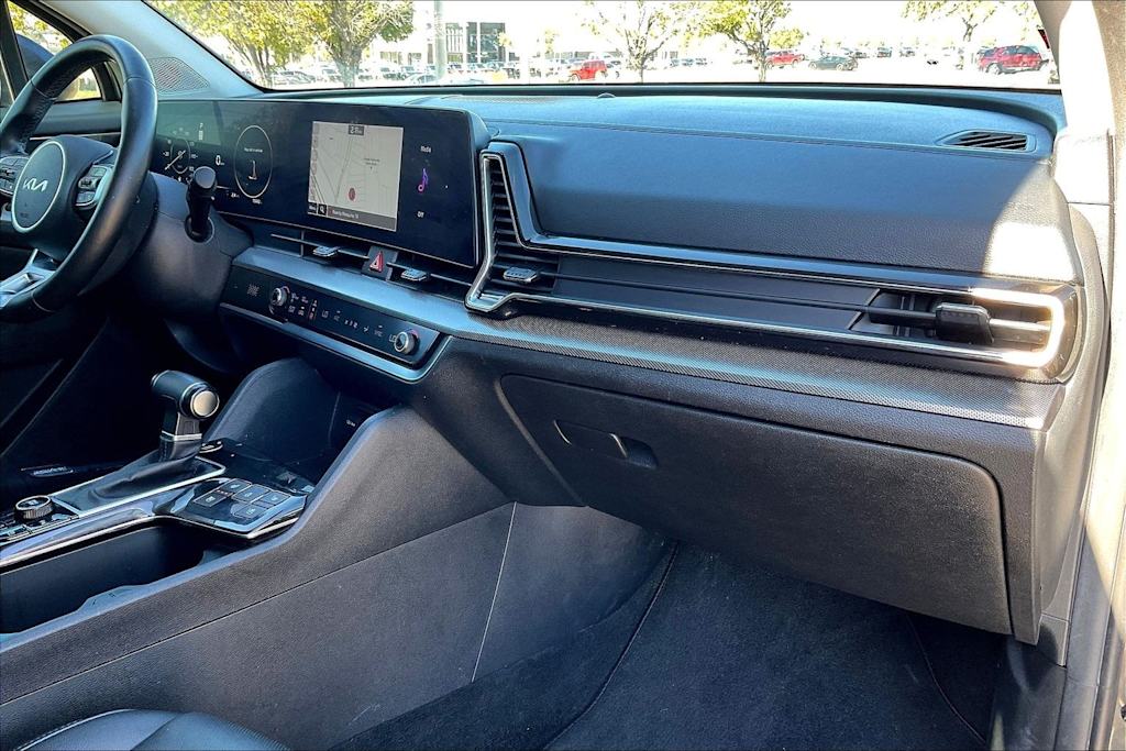 Thumbnail: 2023 Kia Sportage - 23