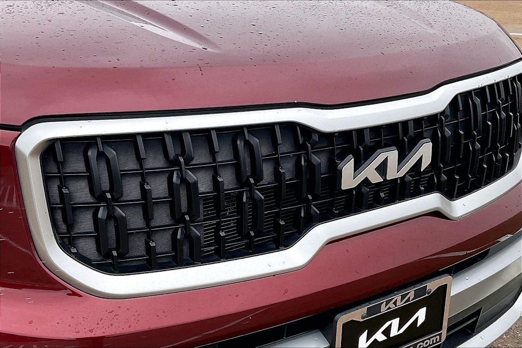 Thumbnail: 2023 Kia Telluride - 32