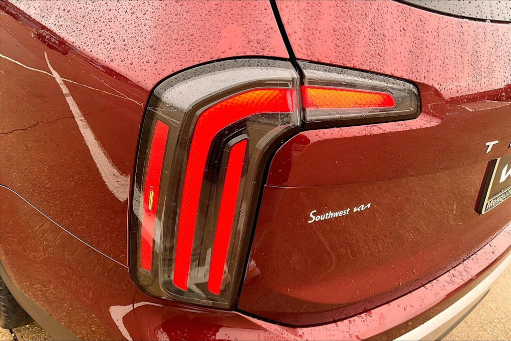 Thumbnail: 2023 Kia Telluride - 31