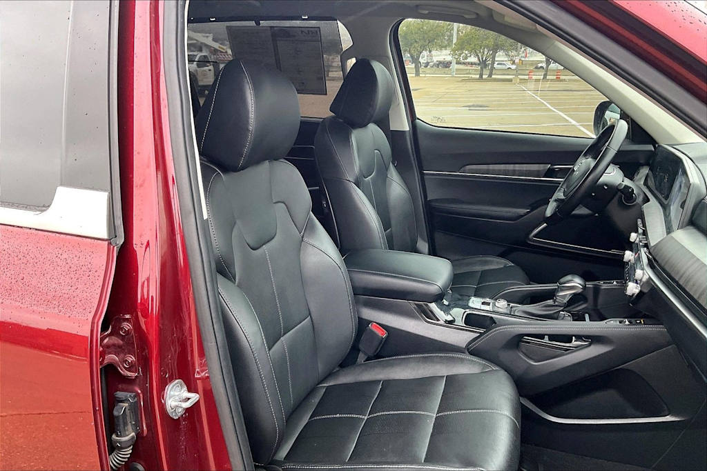 Thumbnail: 2023 Kia Telluride - 21