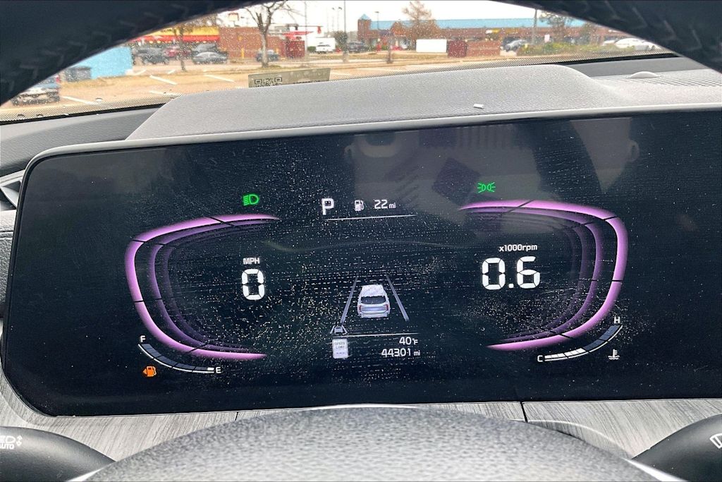 Thumbnail: 2023 Kia Telluride - 17