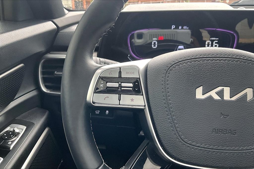 Thumbnail: 2024 Kia Telluride - 24