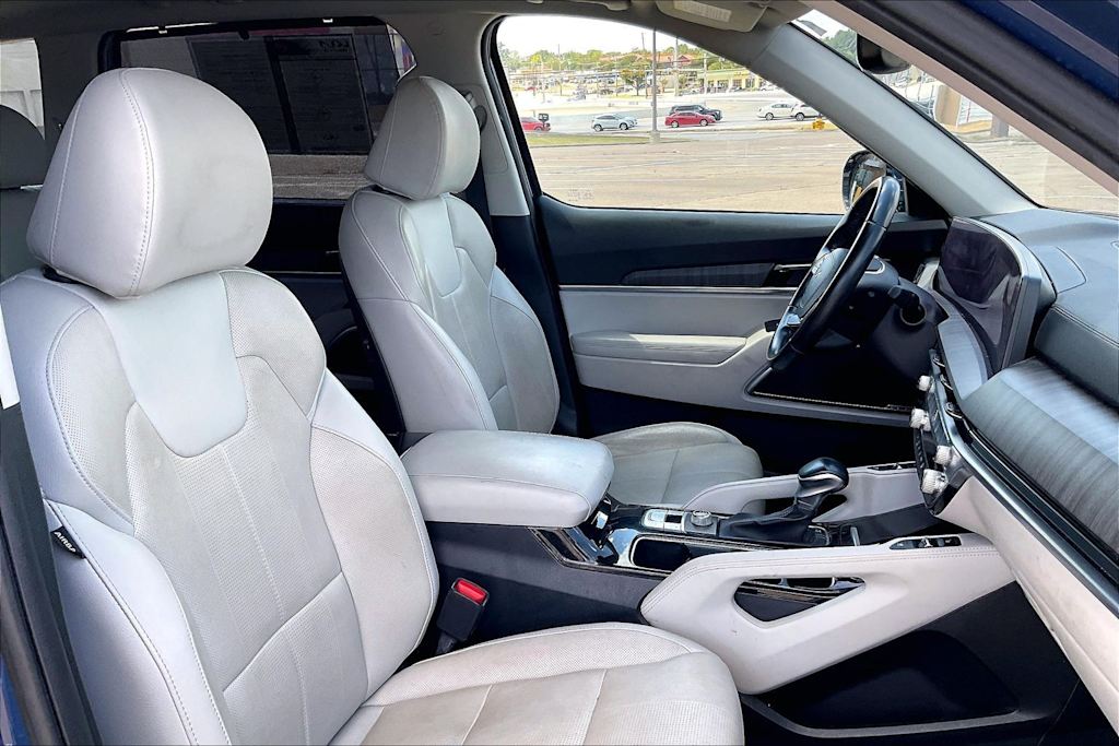Thumbnail: 2023 Kia Telluride - 10