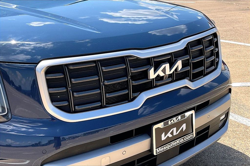 Thumbnail: 2023 Kia Telluride - 31