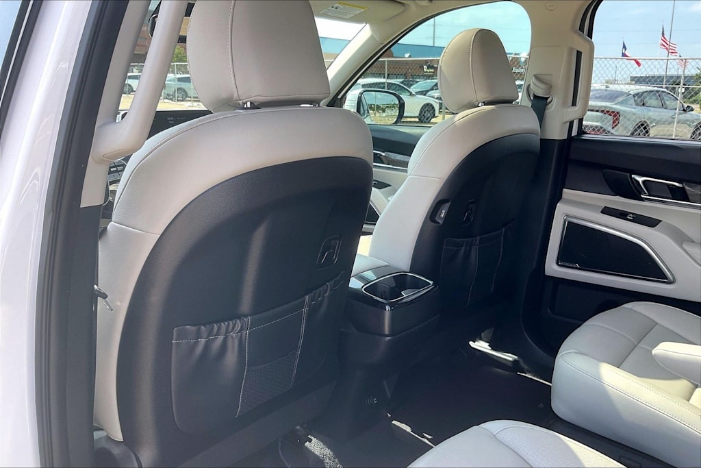 Thumbnail: 2021 Kia Telluride - 12