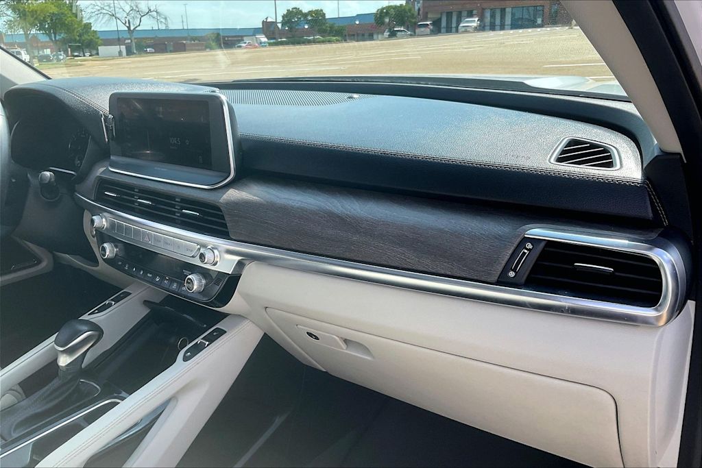 Thumbnail: 2021 Kia Telluride - 22