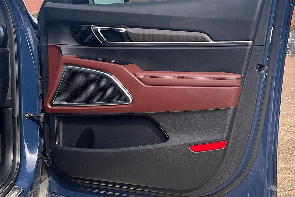 Thumbnail: 2024 Kia Telluride - 26