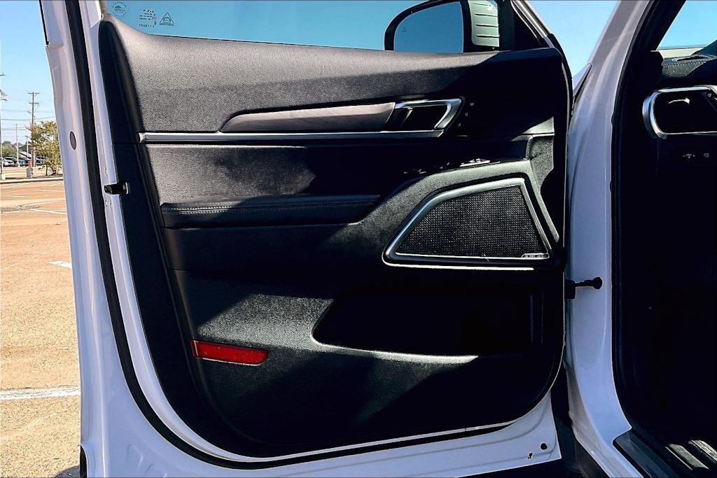 Thumbnail: 2024 Kia Telluride - 26