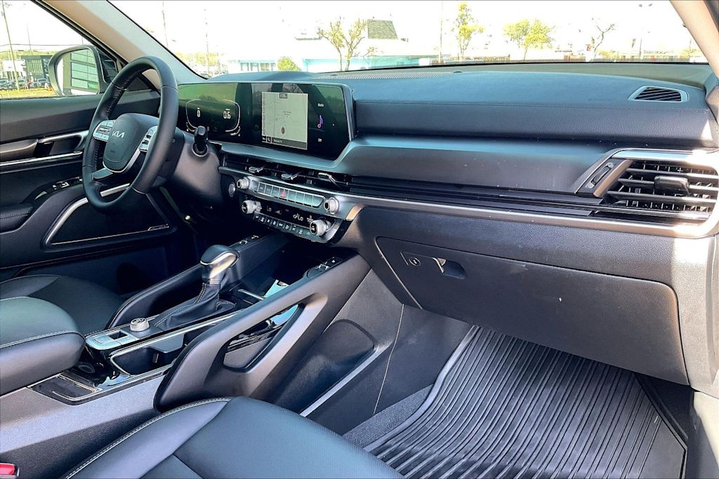 Thumbnail: 2025 Kia Telluride - 24