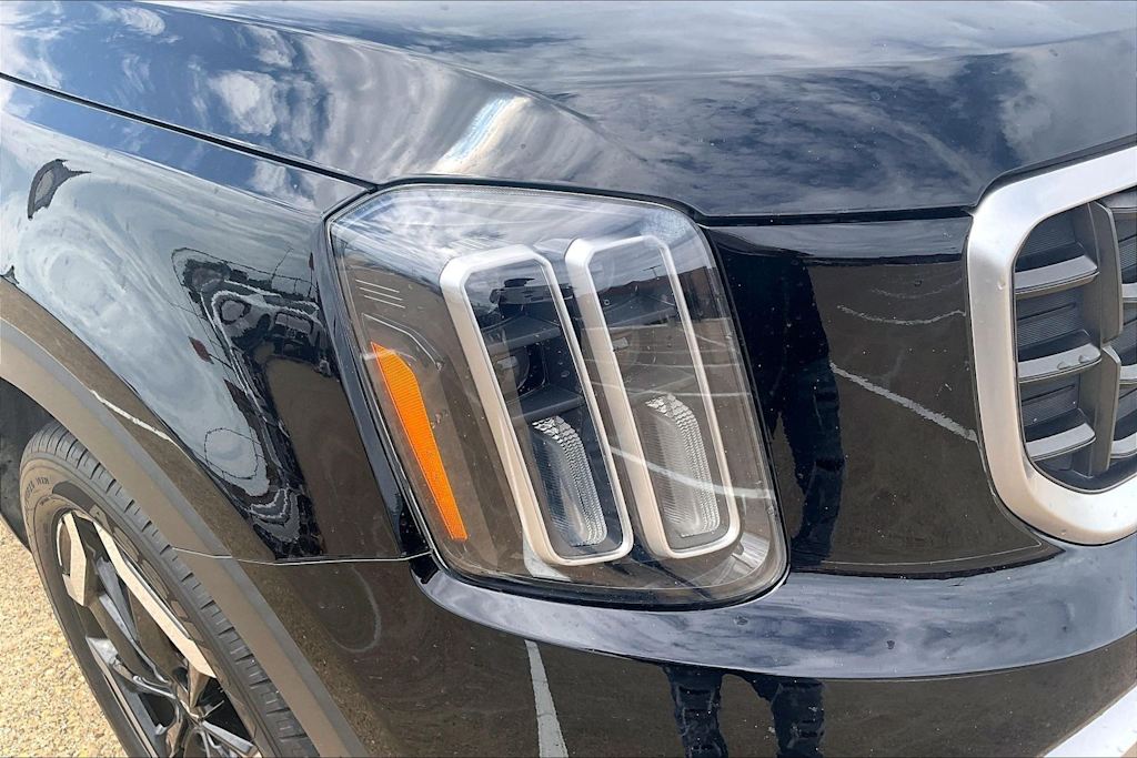 Thumbnail: 2023 Kia Telluride - 7