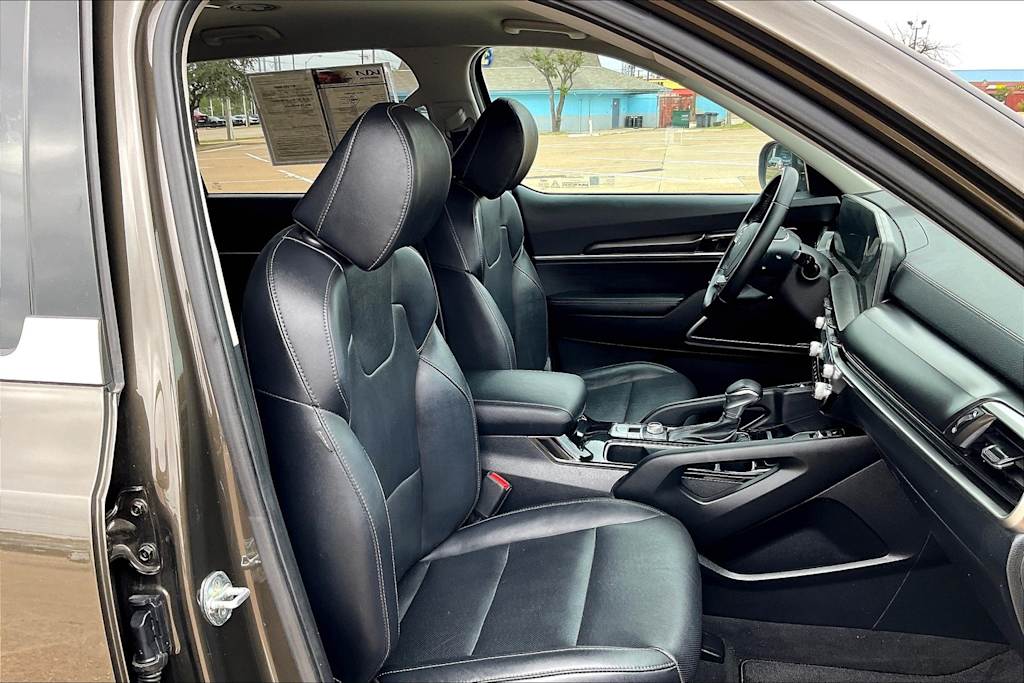 Thumbnail: 2023 Kia Telluride - 12