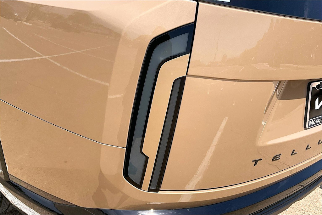 Thumbnail: 2027 Kia Telluride - 32