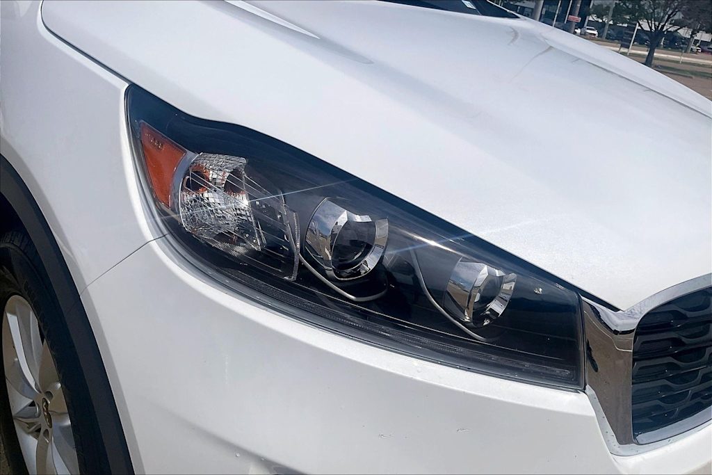 Thumbnail: 2020 Kia Sorento - 29