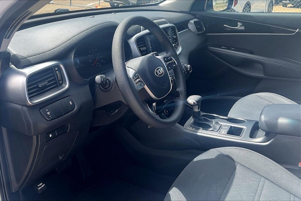 Thumbnail: 2020 Kia Sorento - 2