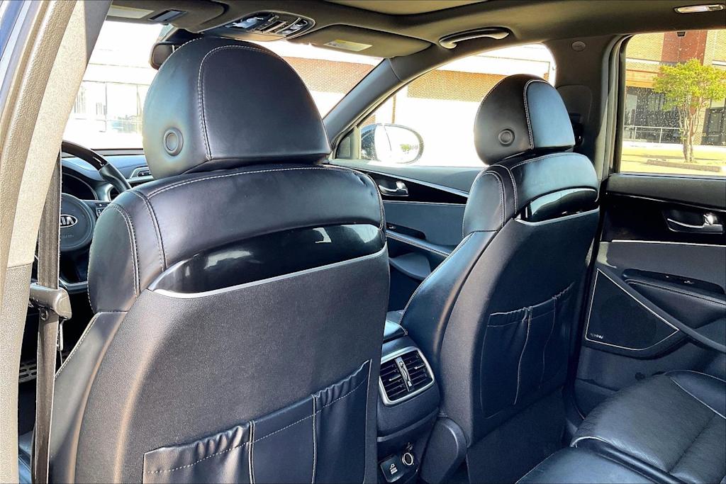 Thumbnail: 2018 Kia Sorento - 12