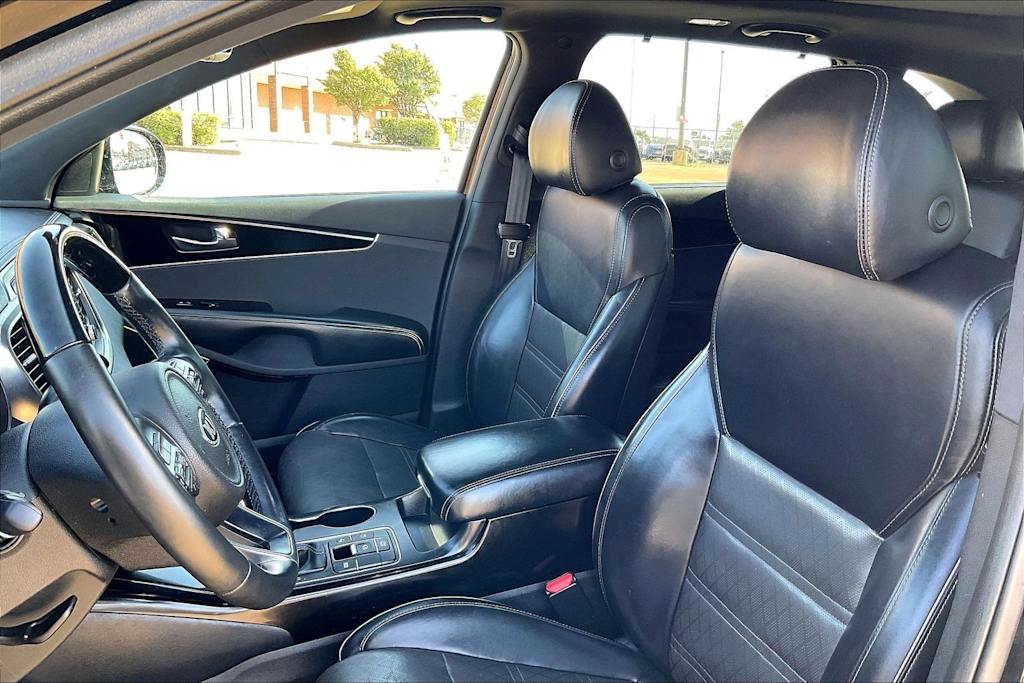 Thumbnail: 2018 Kia Sorento - 10