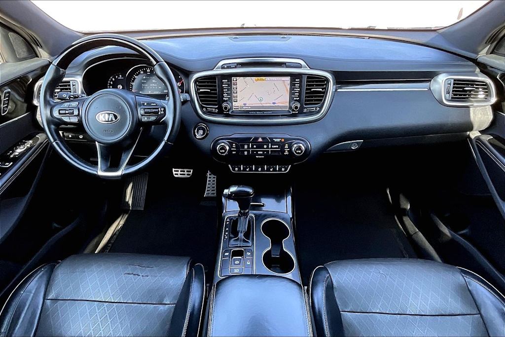 Thumbnail: 2018 Kia Sorento - 9