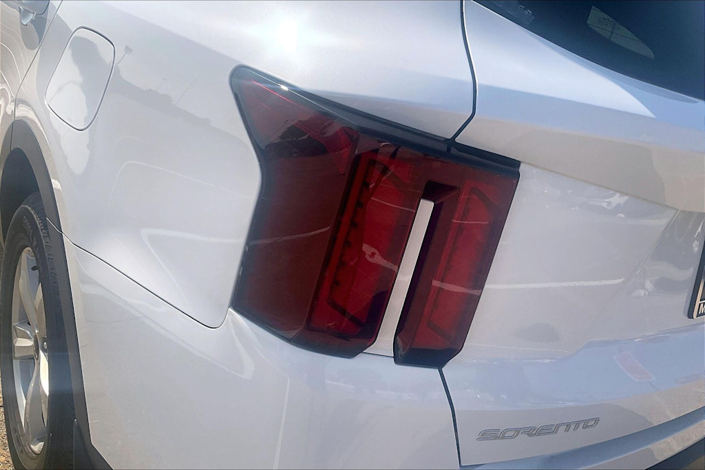 Thumbnail: 2025 Kia Sorento - 29