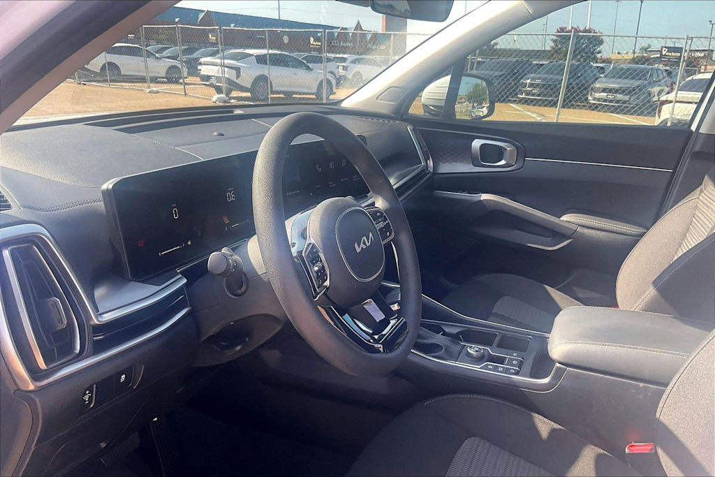 Thumbnail: 2025 Kia Sorento - 2