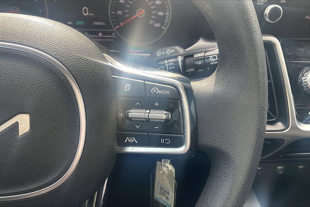 Thumbnail: 2023 Kia Sorento - 24