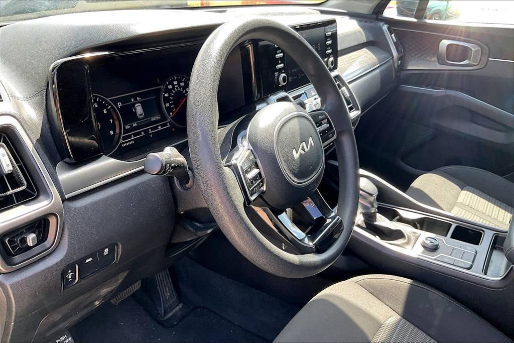 Thumbnail: 2022 Kia Sorento - 2