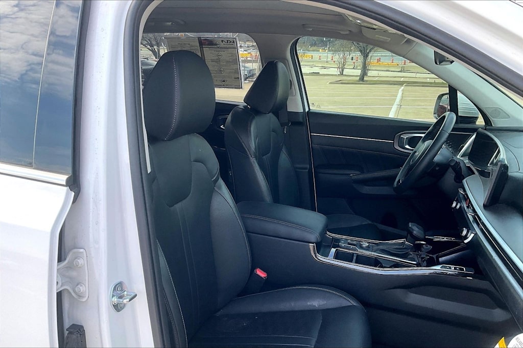 Thumbnail: 2024 Kia Sorento - 20