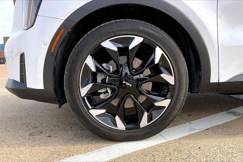 Thumbnail: 2024 Kia Sorento - 7