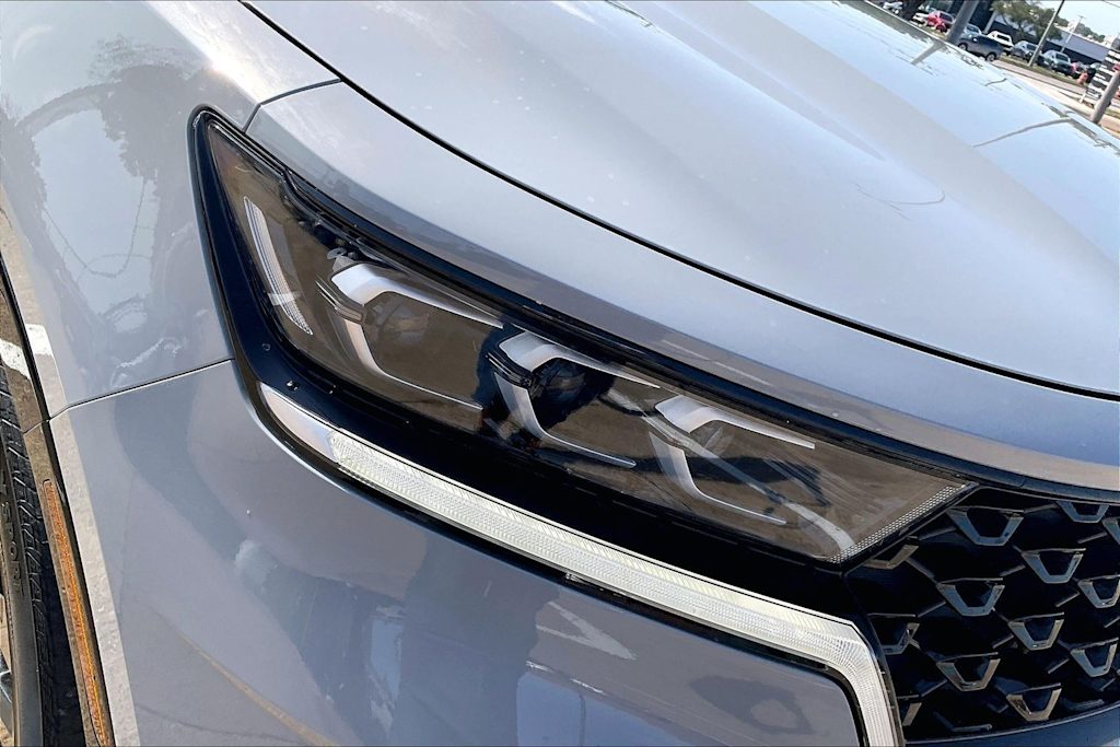 Thumbnail: 2023 Kia Sorento - 29