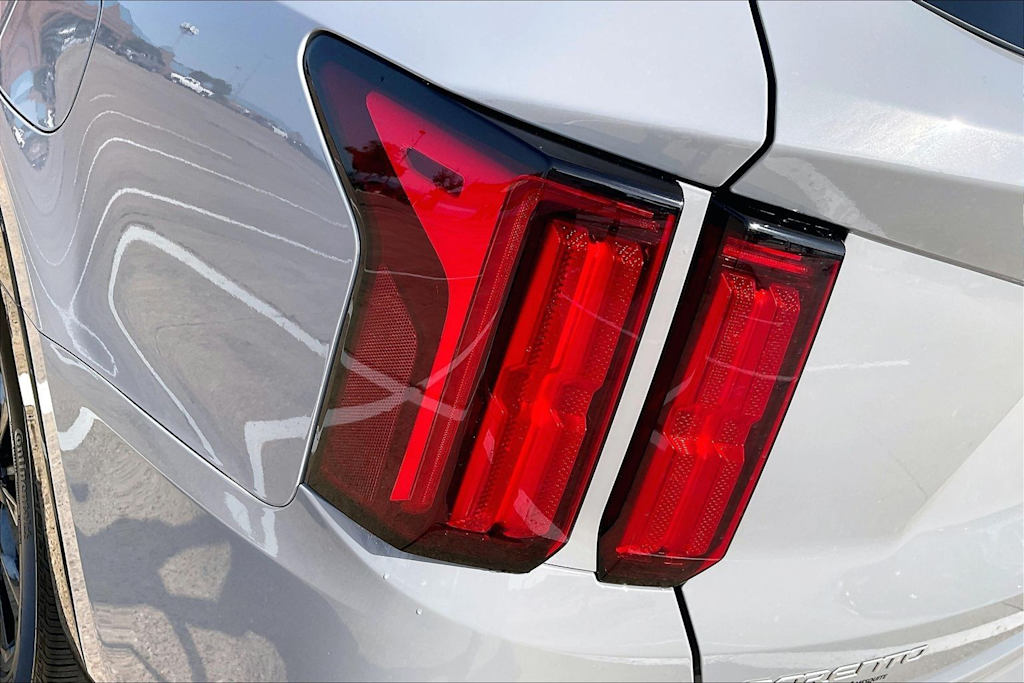 Thumbnail: 2023 Kia Sorento - 30