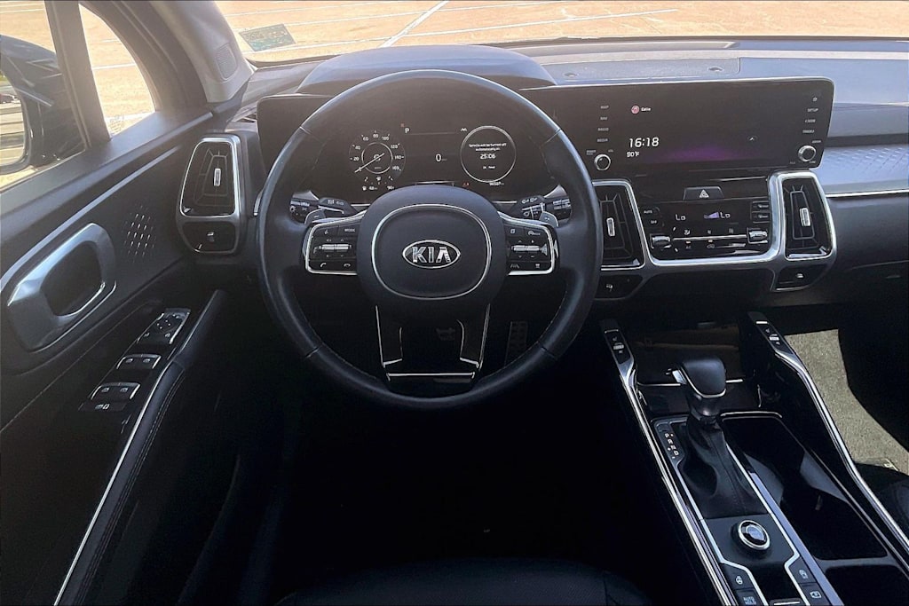 Thumbnail: 2021 Kia Sorento - 13