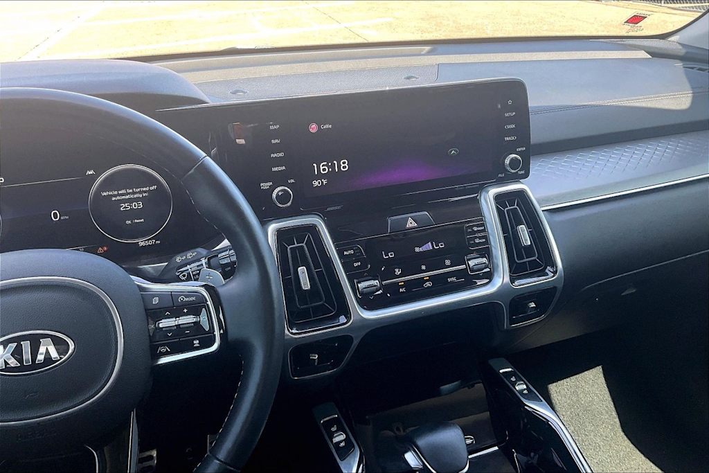 Thumbnail: 2021 Kia Sorento - 15
