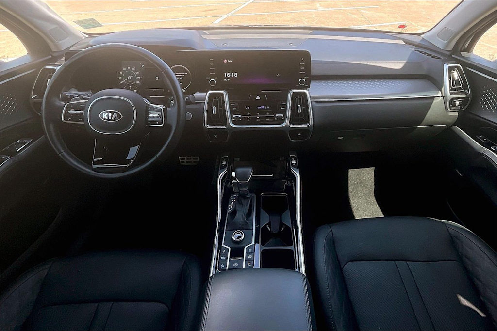 Thumbnail: 2021 Kia Sorento - 9
