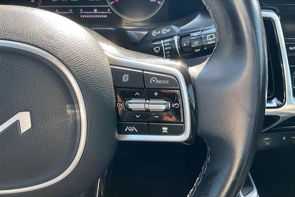 Thumbnail: 2022 Kia Sorento - 24