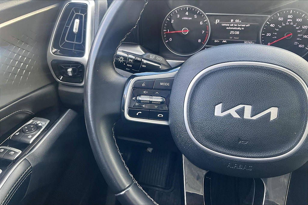 Thumbnail: 2022 Kia Sorento - 23