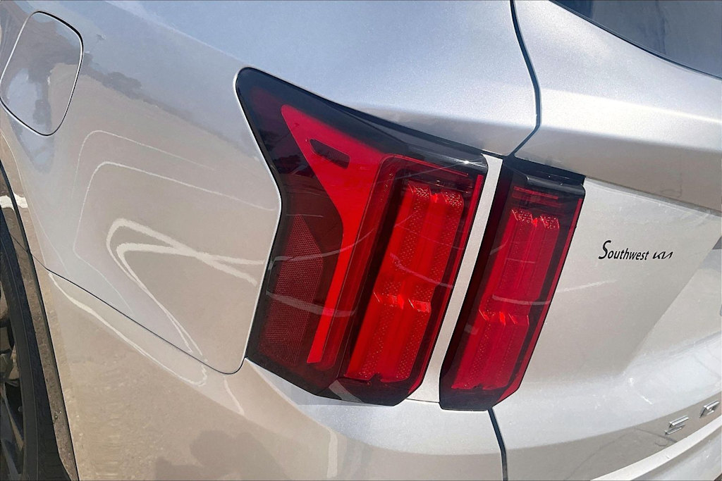 Thumbnail: 2022 Kia Sorento - 31