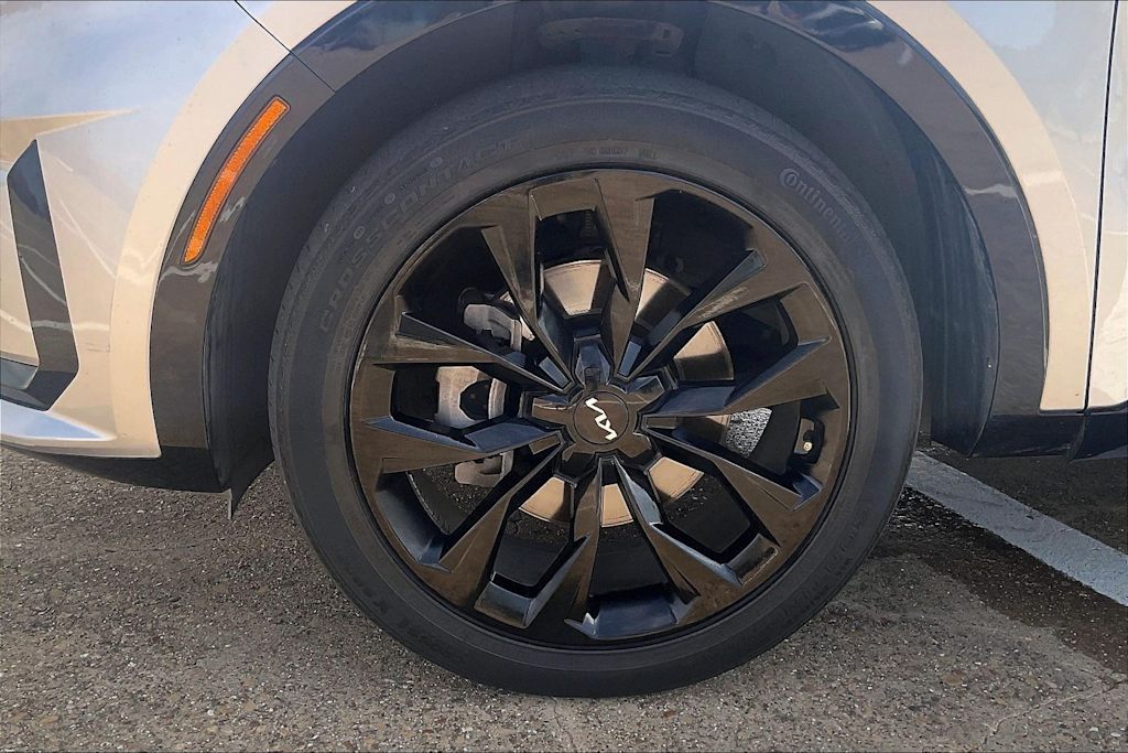Thumbnail: 2022 Kia Sorento - 8