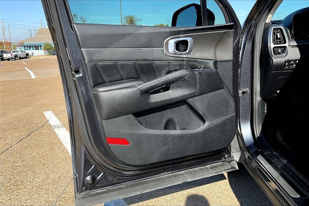 Thumbnail: 2021 Kia Sorento - 28