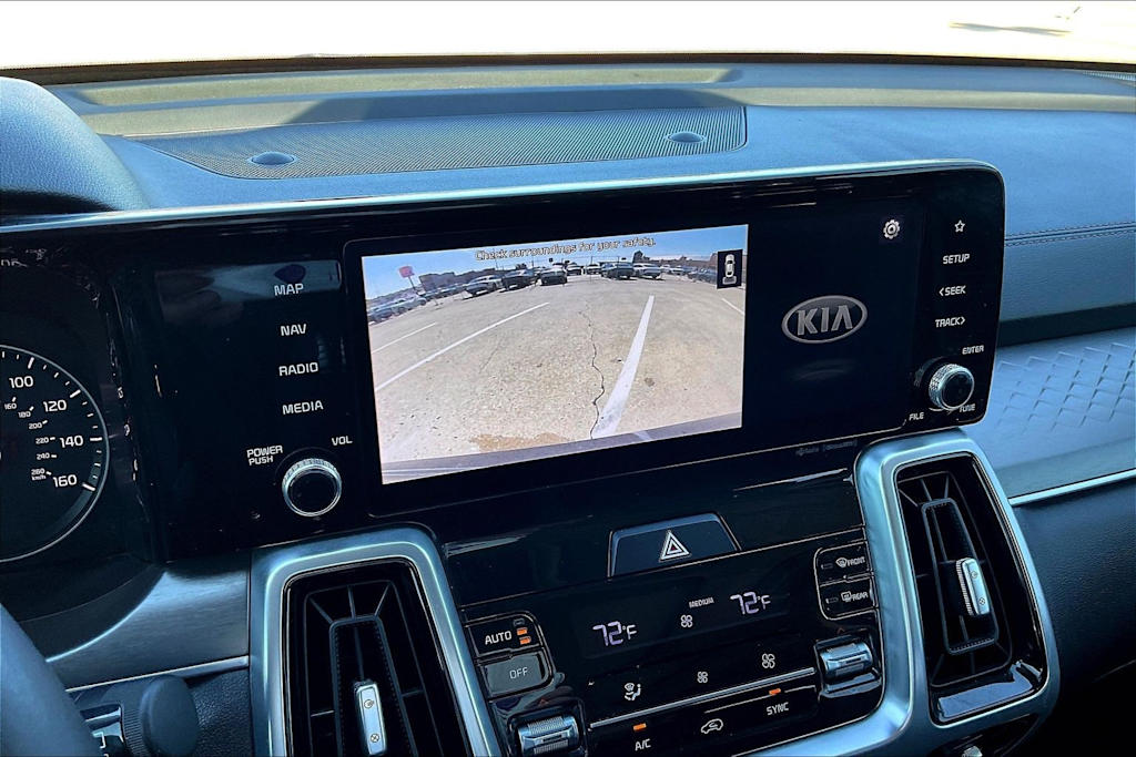 Thumbnail: 2021 Kia Sorento - 16