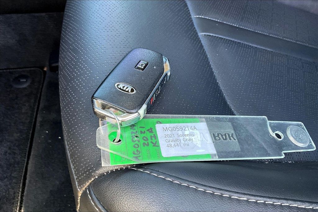 Thumbnail: 2021 Kia Sorento - 20