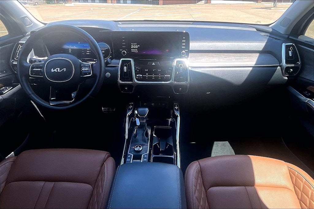 Thumbnail: 2023 Kia Sorento - 9