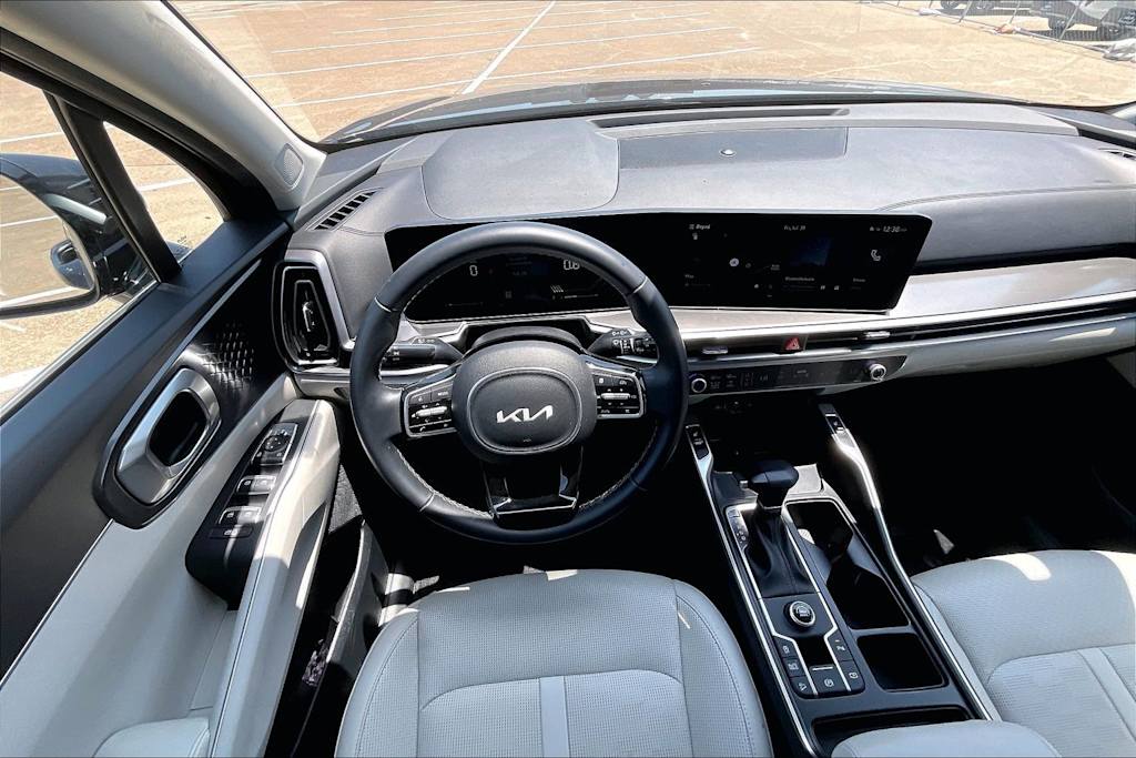 Thumbnail: 2025 Kia Sorento - 12