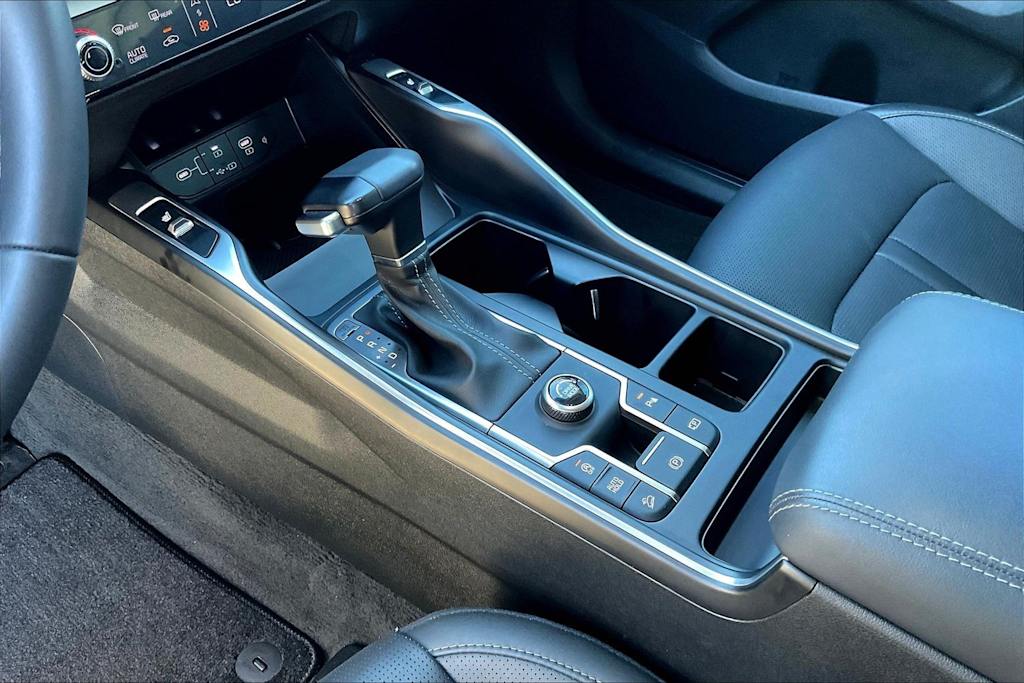 Thumbnail: 2025 Kia Sorento - 16